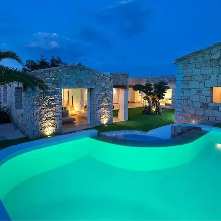 Luxury In Granito Sardo Con Piscina Villa *