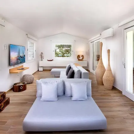 Luxury In Granito Sardo Con Piscina Villa *